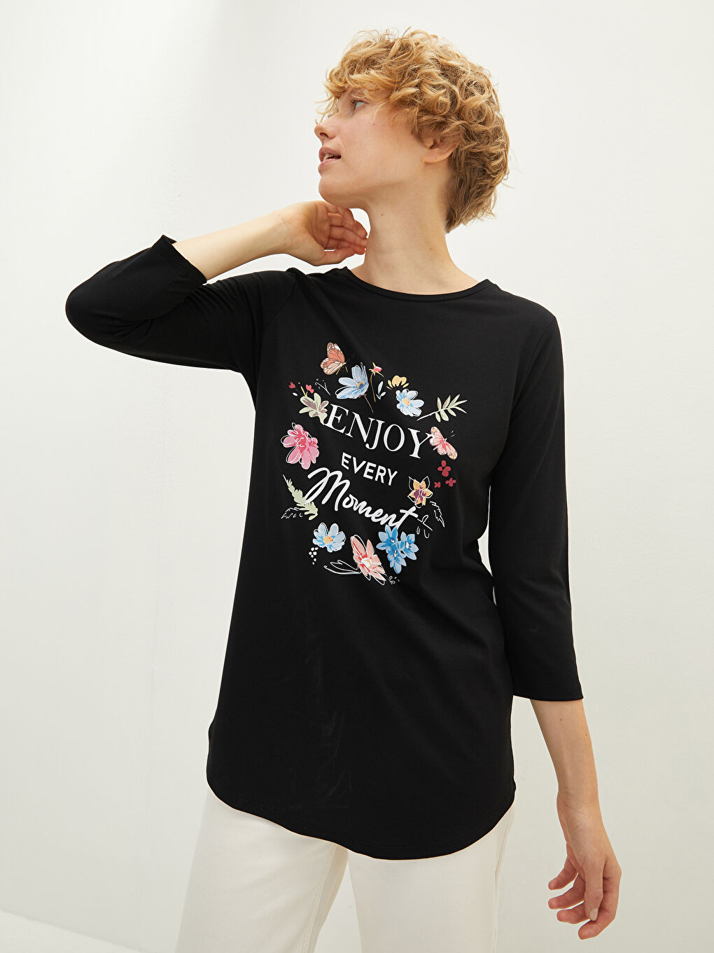 Žena CRNA Majica kratkih rukava-1