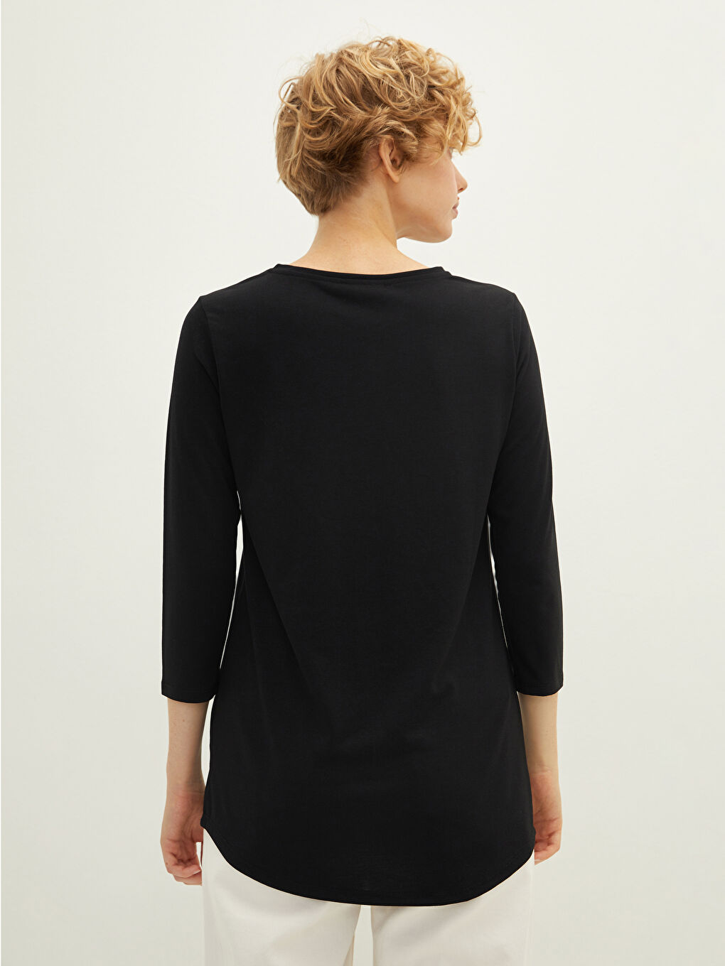 Žena CRNA Majica kratkih rukava-4