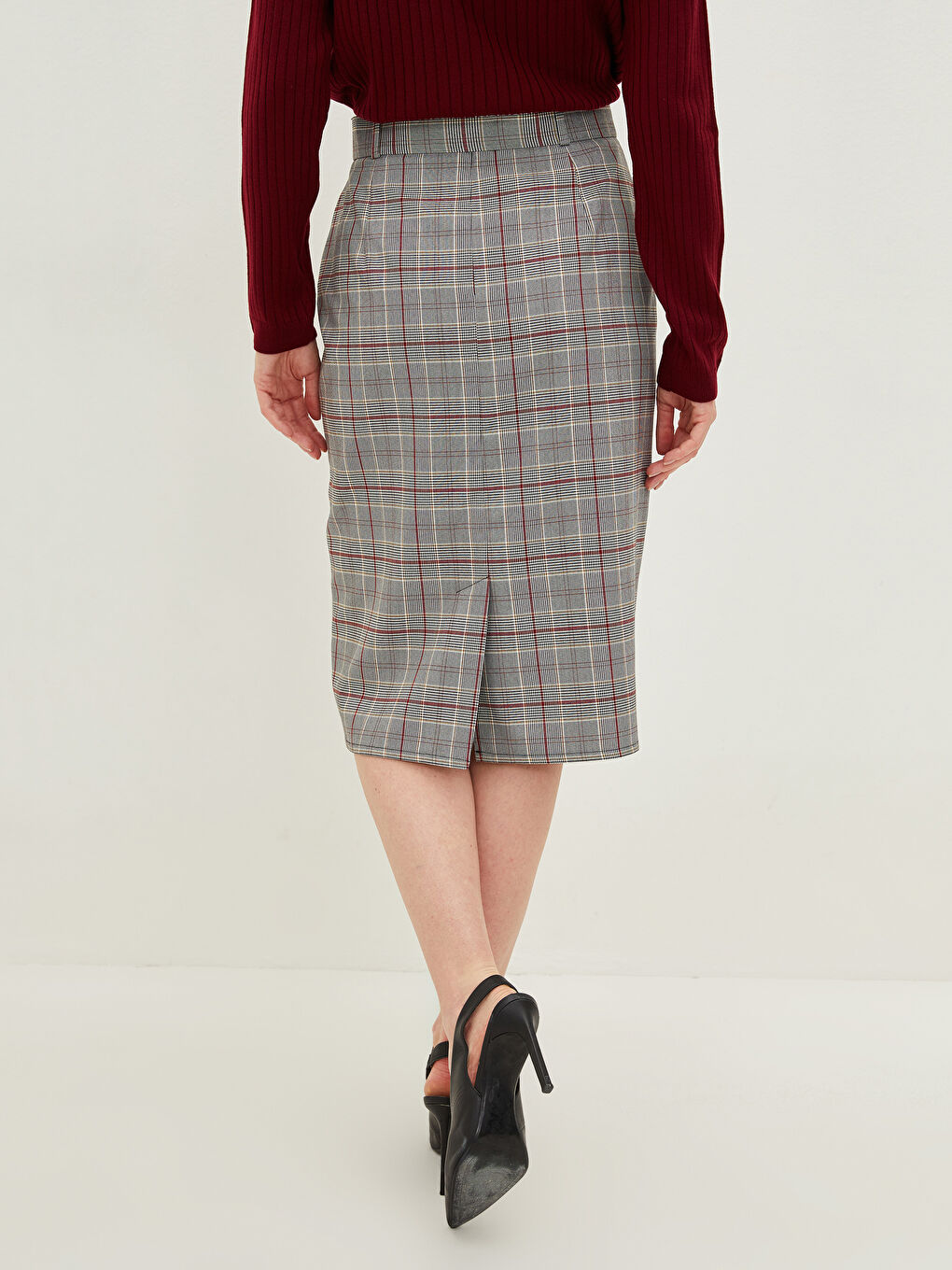 LCWAIKIKI Classic Waist Belt Plaid Women's Skirt -W1AT26Z8-LPA