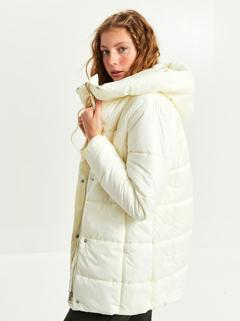 Women's Hooded Plain Puffer Coat-2