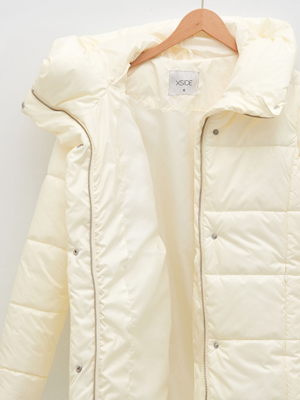 Women's Hooded Plain Puffer Coat-8