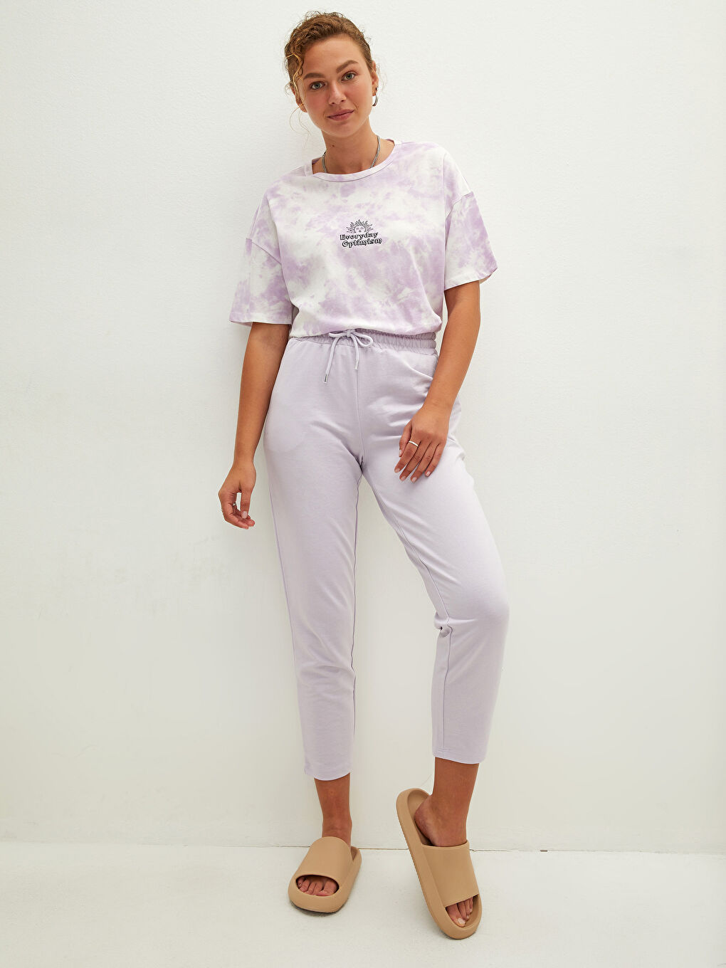 Elastic Waist Regular Pocket Detailed Women's Sweatpants-1