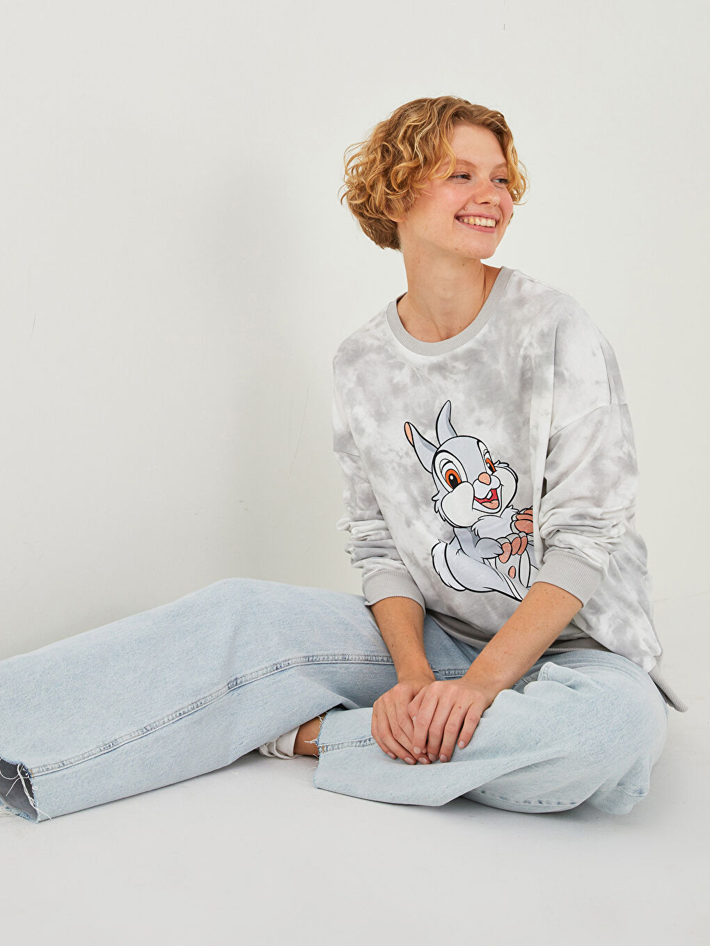 Crew Neck Thumper Printed Long Sleeve Women's Sweatshirt-3