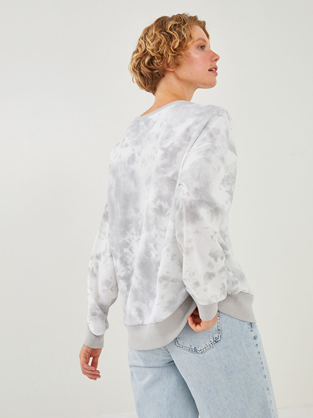 Crew Neck Thumper Printed Long Sleeve Women's Sweatshirt-4