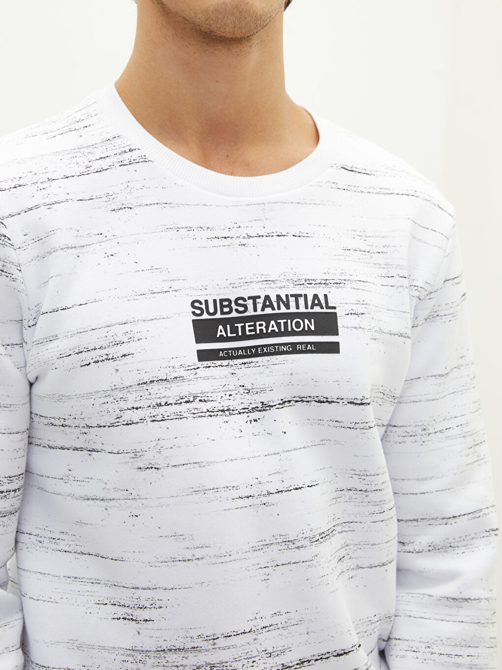 Beyaz Bisiklet Yaka Uzun Kollu Erkek Kalın Sweatshirt-3