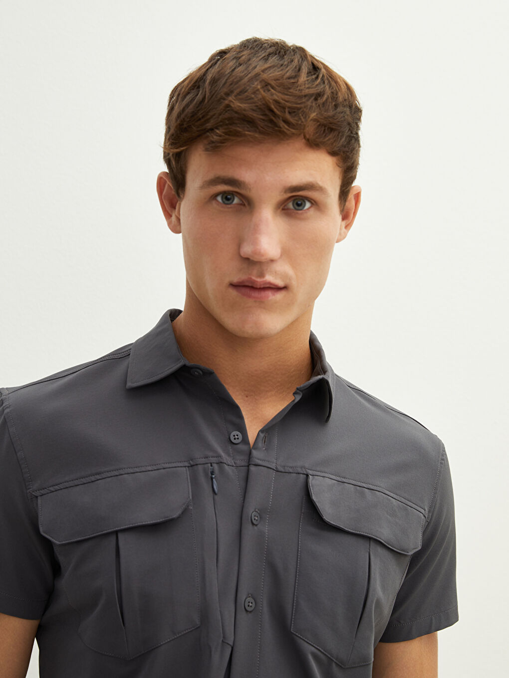 Gri Regular Fit Kısa Kollu Erkek Gömlek-4