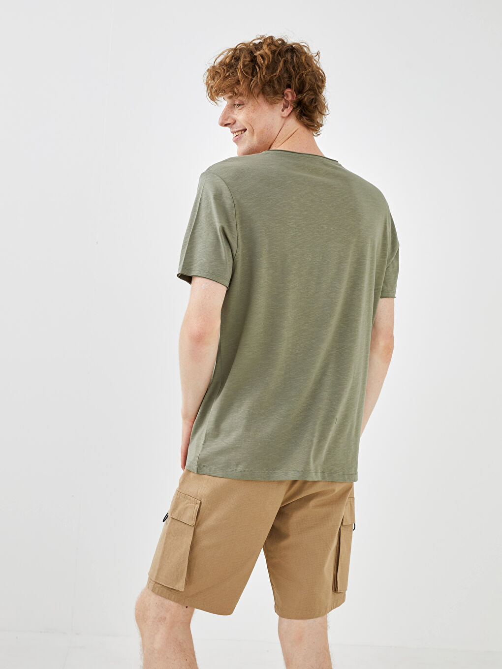 T-shirt Basique en Coton Peigné à Manches Courtes et Col Rond pour Hommes-4