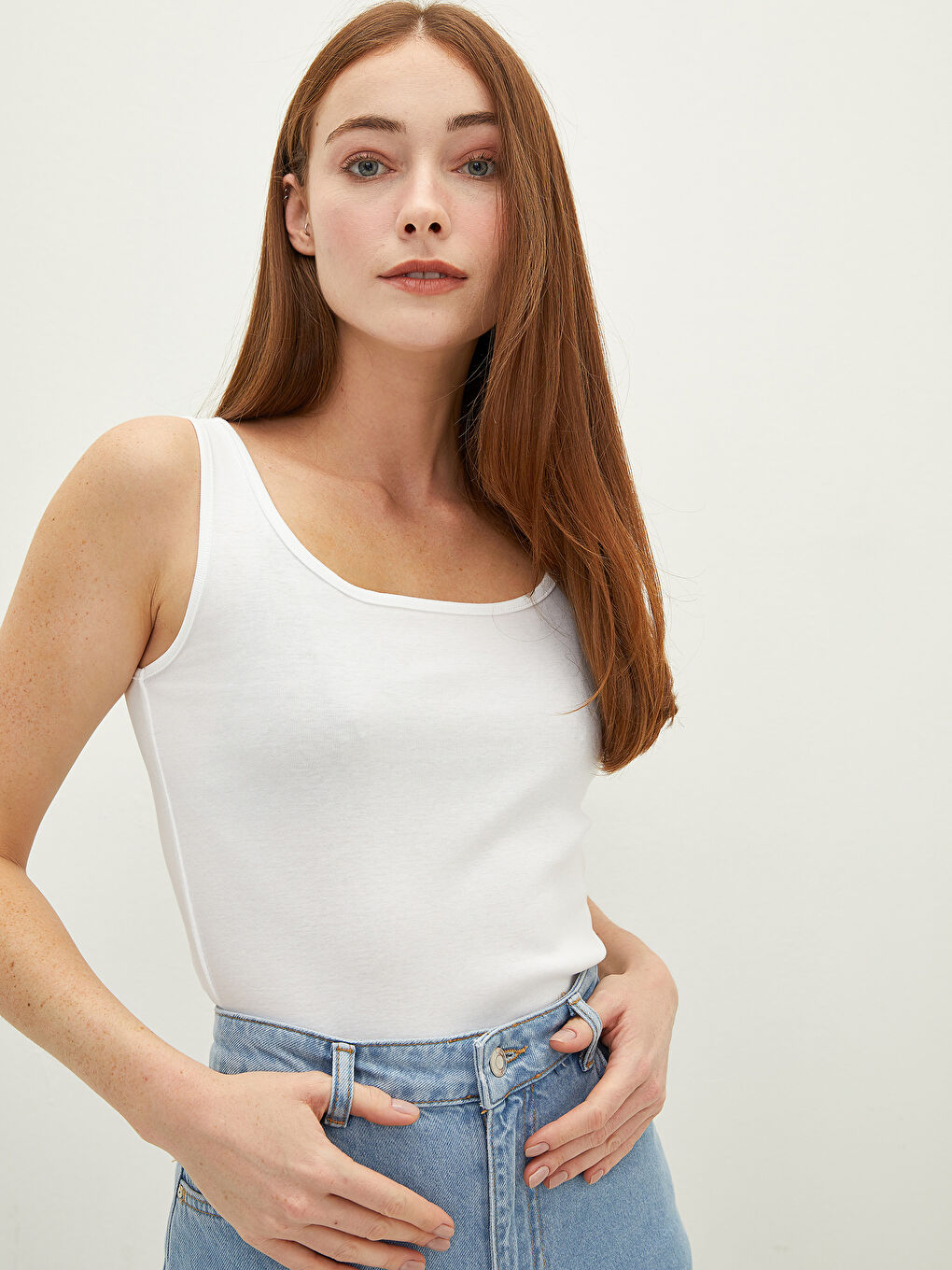 U-Neck Sleeveless Cotton Women's Singlet-1