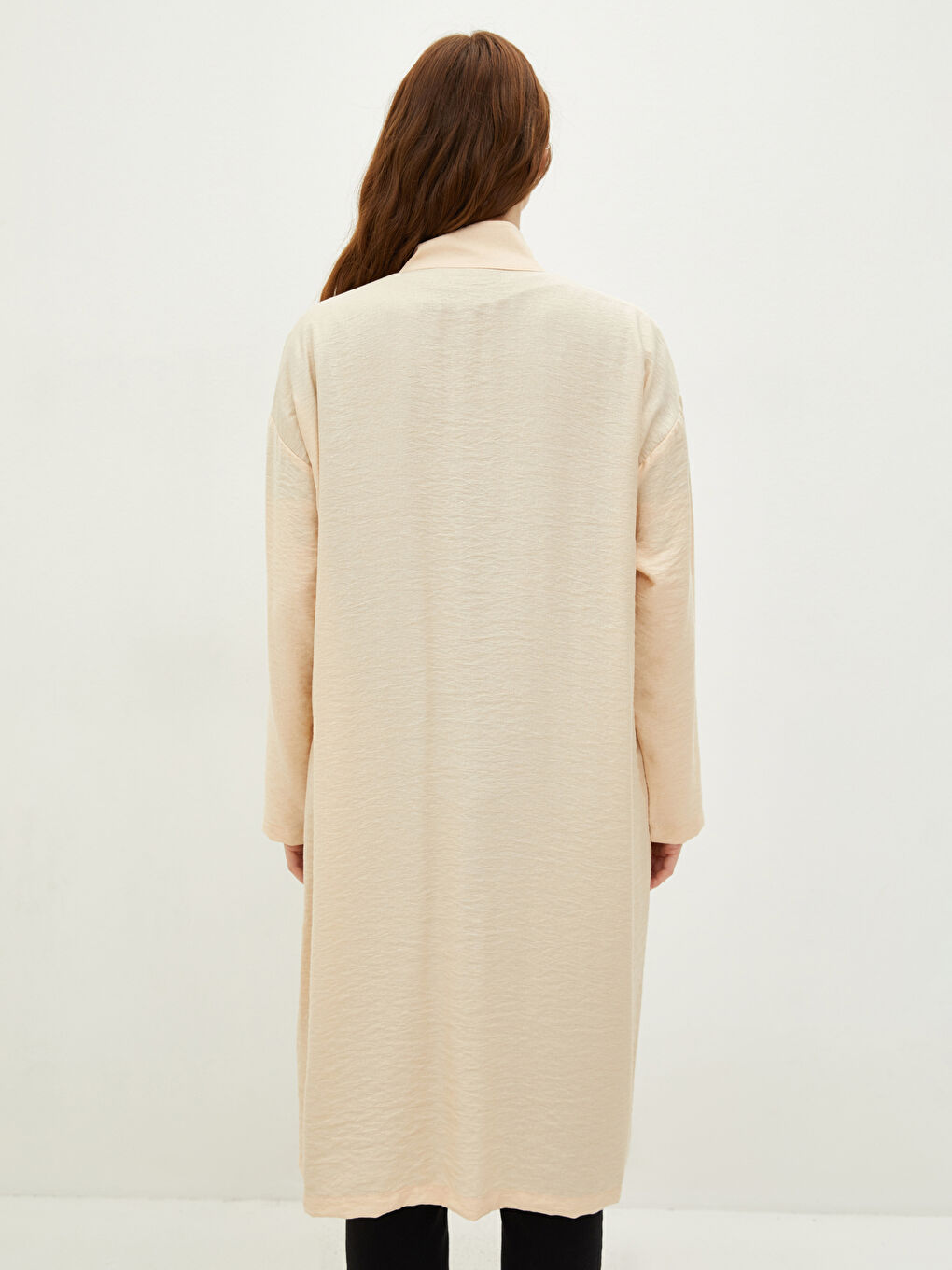 تونيك نسائي بأوفرسايز بياقة الجد وكم طويل بسيط-4