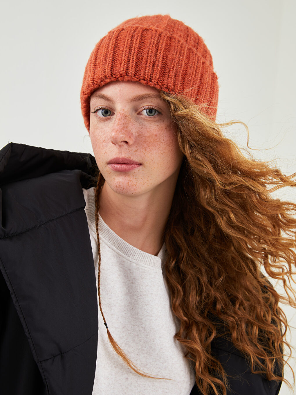 Kırmızı Kadın Triko Bere