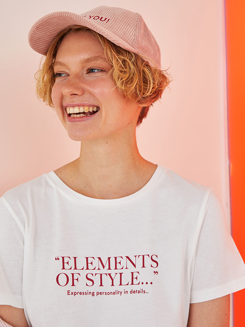 әйелдерге арналған кестеленген кепка-1