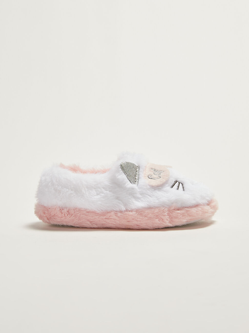 Тапочки для малышек девочек с вышивкой и меховой подкладкой-1