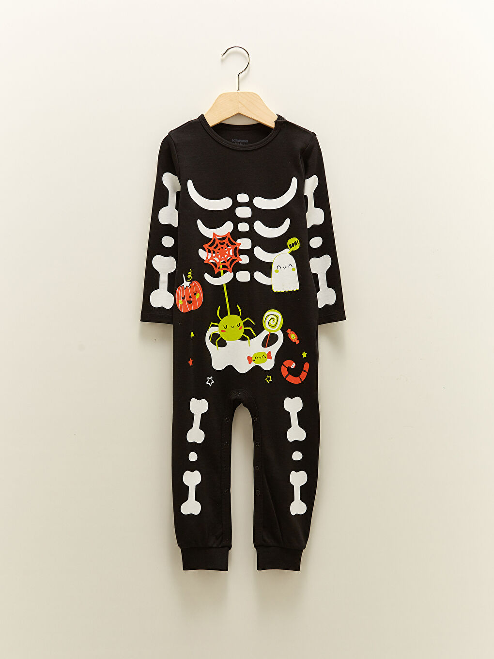 LCW baby Crew Neck Long Sleeve Printed Cotton Baby Boy Jumpsuit -W1BE80Z1-RQN
