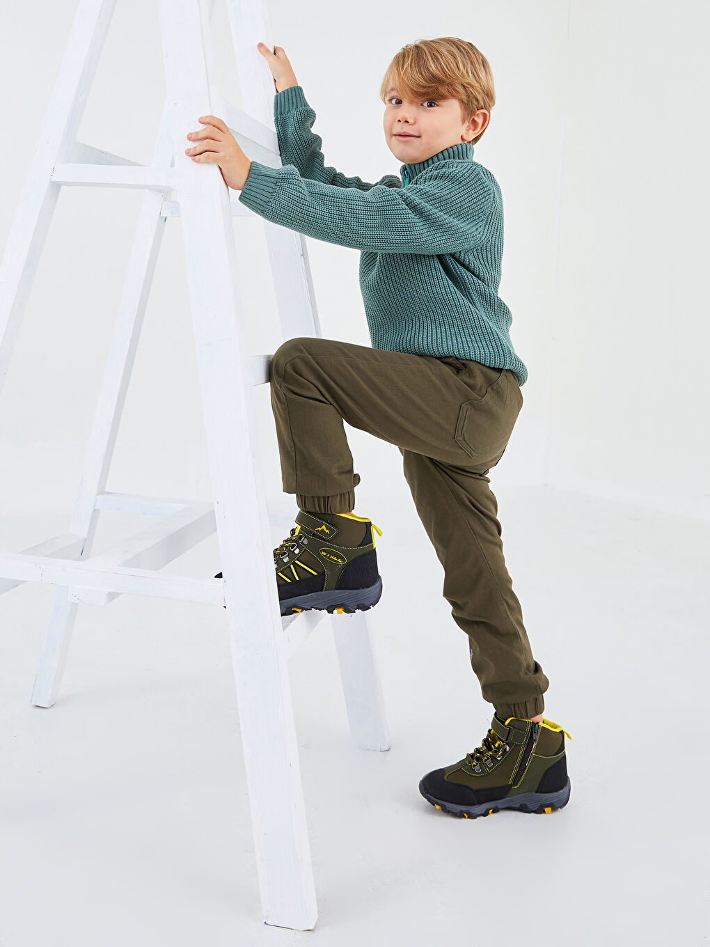 Elastic Waist Basic Gabardine Boy Jogger Trousers-2