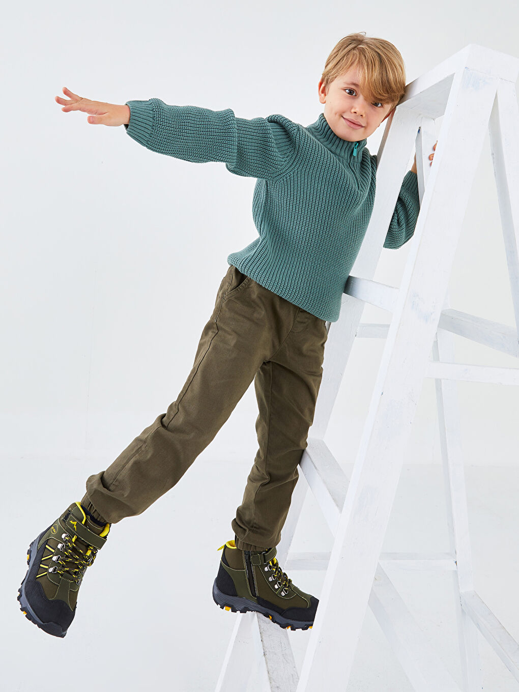 Elastic Waist Basic Gabardine Boy Jogger Trousers-1