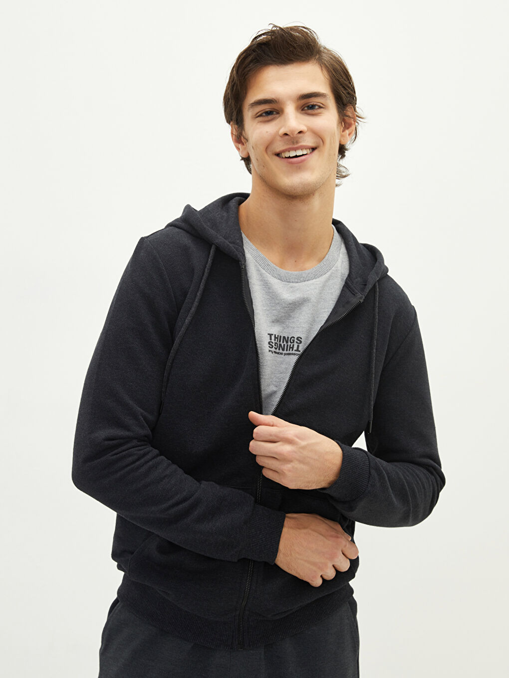 سويت شيرت بسحاب كم طويل مزود بغطاء رأس للرجال