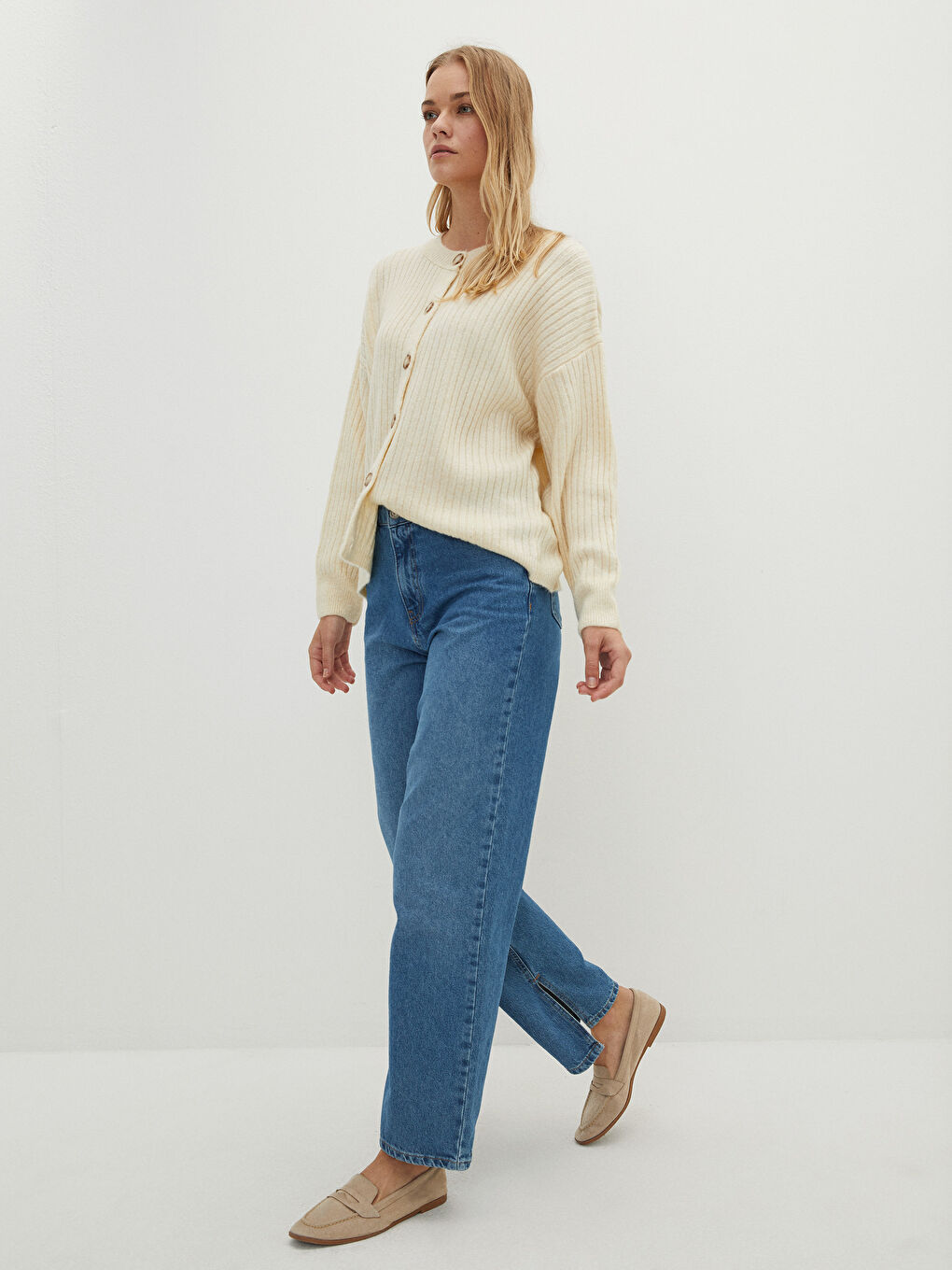 Cardigan en Tricot à Manches Longues et Col Rond pour Femmes-3