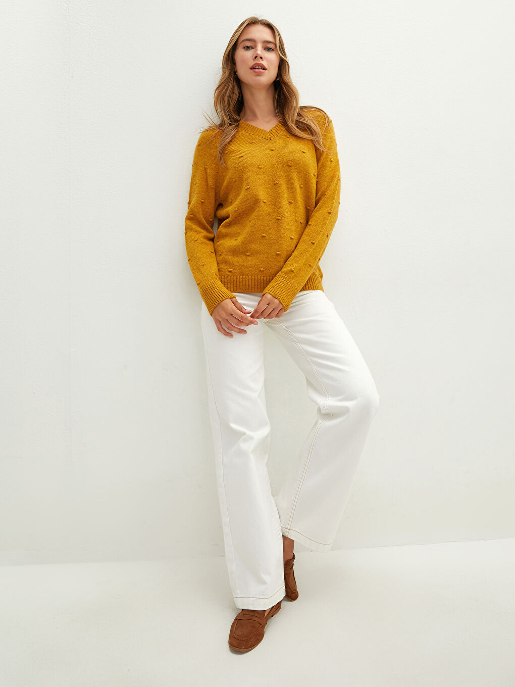 Sarı V Yaka Desenli Uzun Kollu Kadın Triko Kazak-3