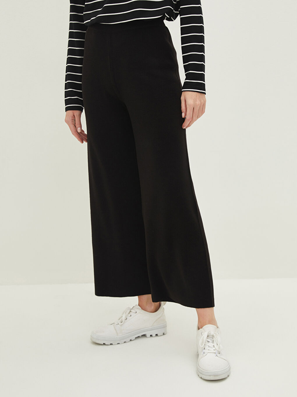 Pantalon en Tricot à Taille Élastique, Coupe Svelte, Jambe Large pour Femmes-3