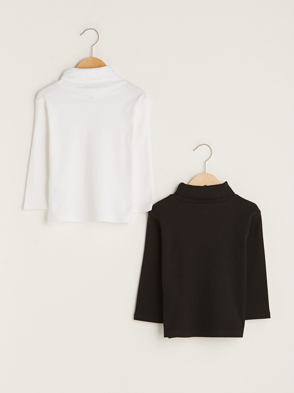 Упаковка базовых водолазок с длинным рукавом для мальчика 2 шт-1