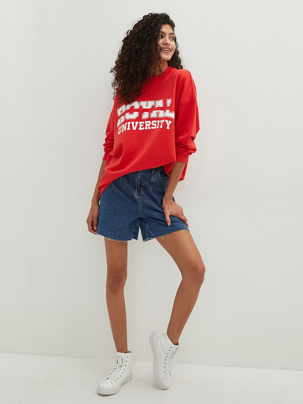 Kırmızı Bisiklet Yaka Baskılı Uzun Kollu Kadın Sweatshirt-9