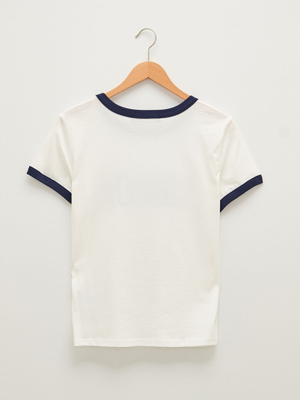 Ekru Bisiklet Yaka Baskılı Kısa Kollu Pamuklu Kadın Tişört-12