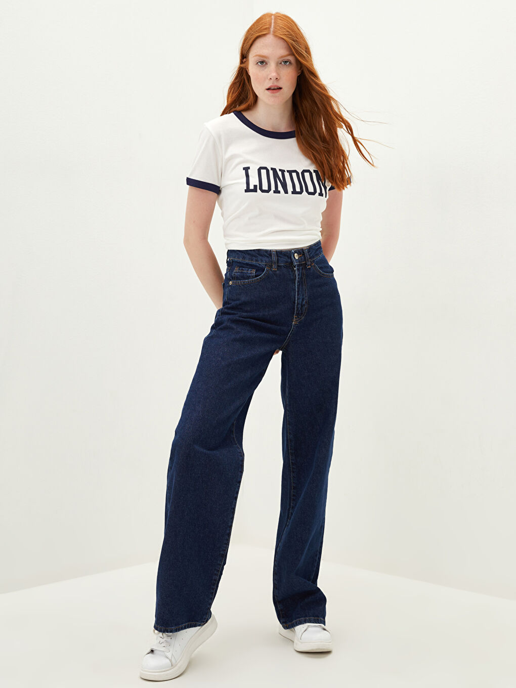 Ekru Bisiklet Yaka Baskılı Kısa Kollu Pamuklu Kadın Tişört-4