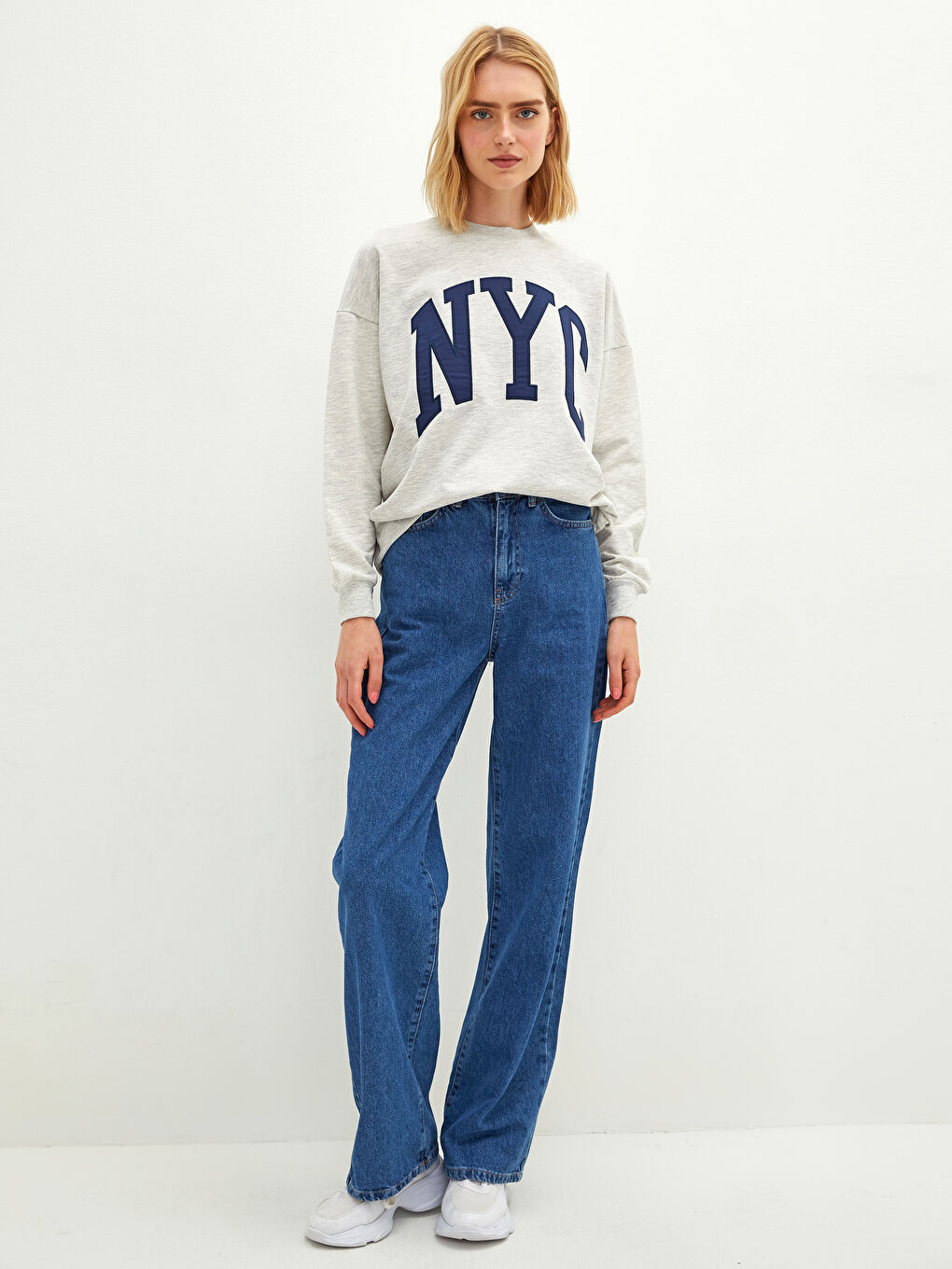 Gri Bisiklet Yaka Baskılı Uzun Kollu Kadın Sweatshirt-5