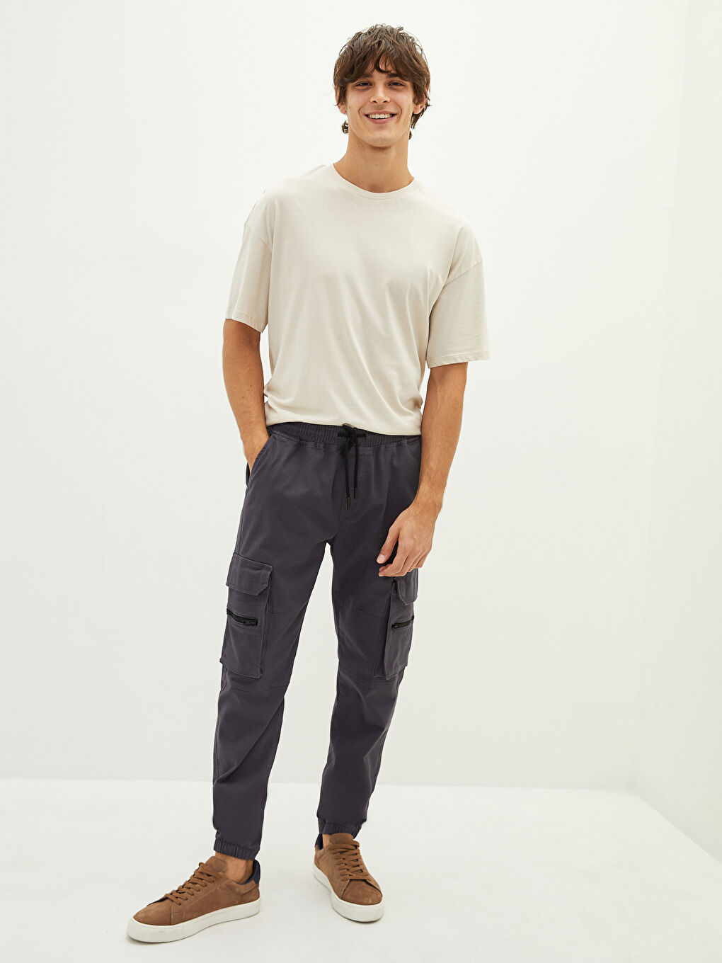 Standard Fit Men's Cargo Trousers-1