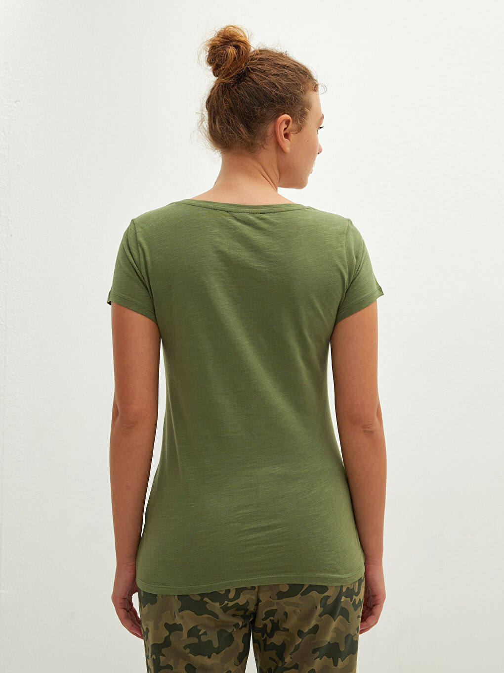 V-Neck Plain Short Sleeve Women's T-Shirt-4