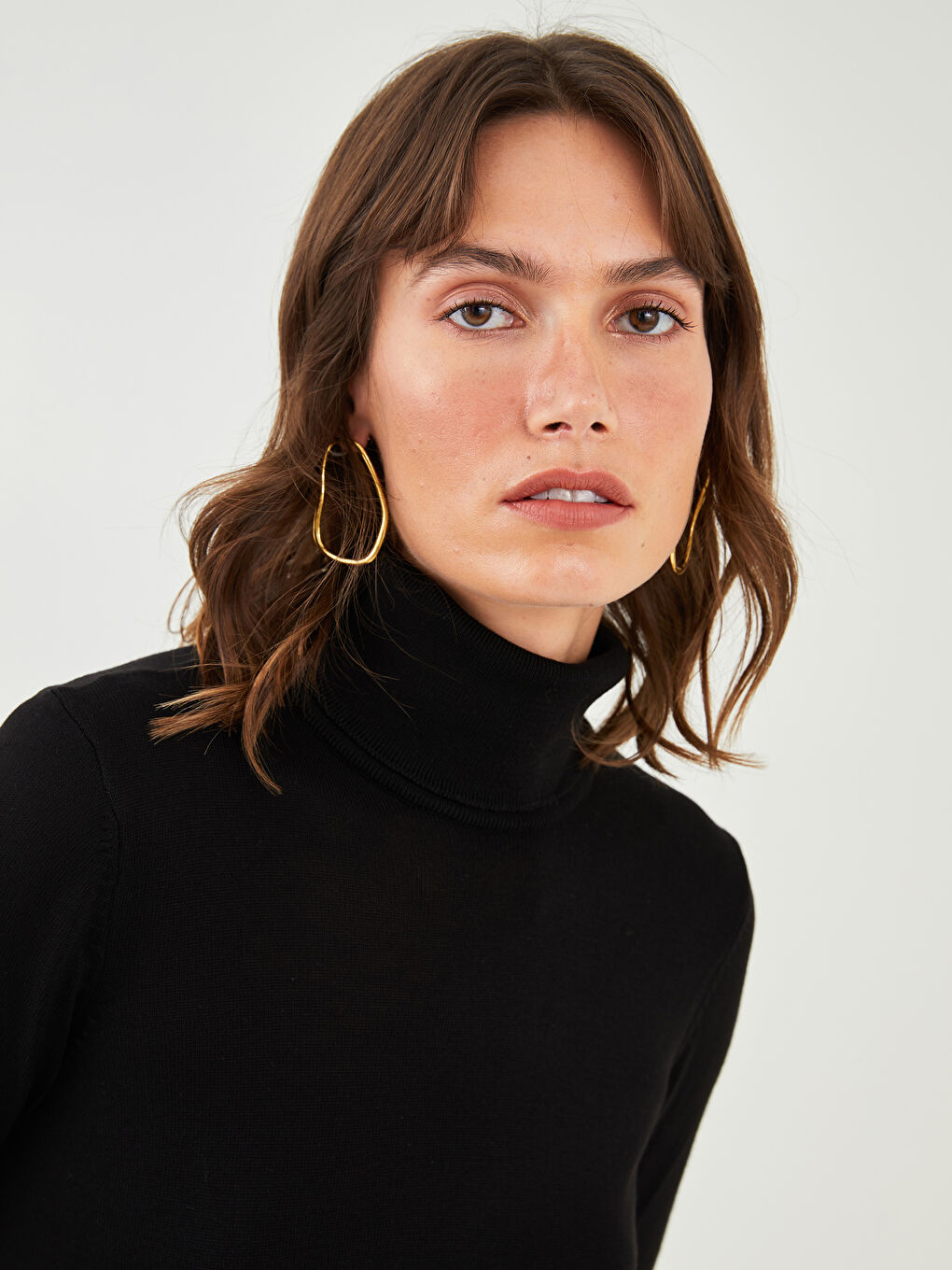 Siyah Balıkçı Yaka Düz Uzun Kollu Kadın Triko Kazak