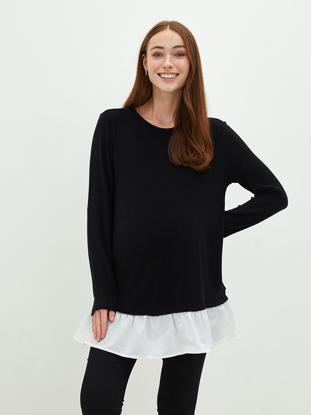 بلوزة حمل بأكمام طويلة مستقيمة برقبة دائرية