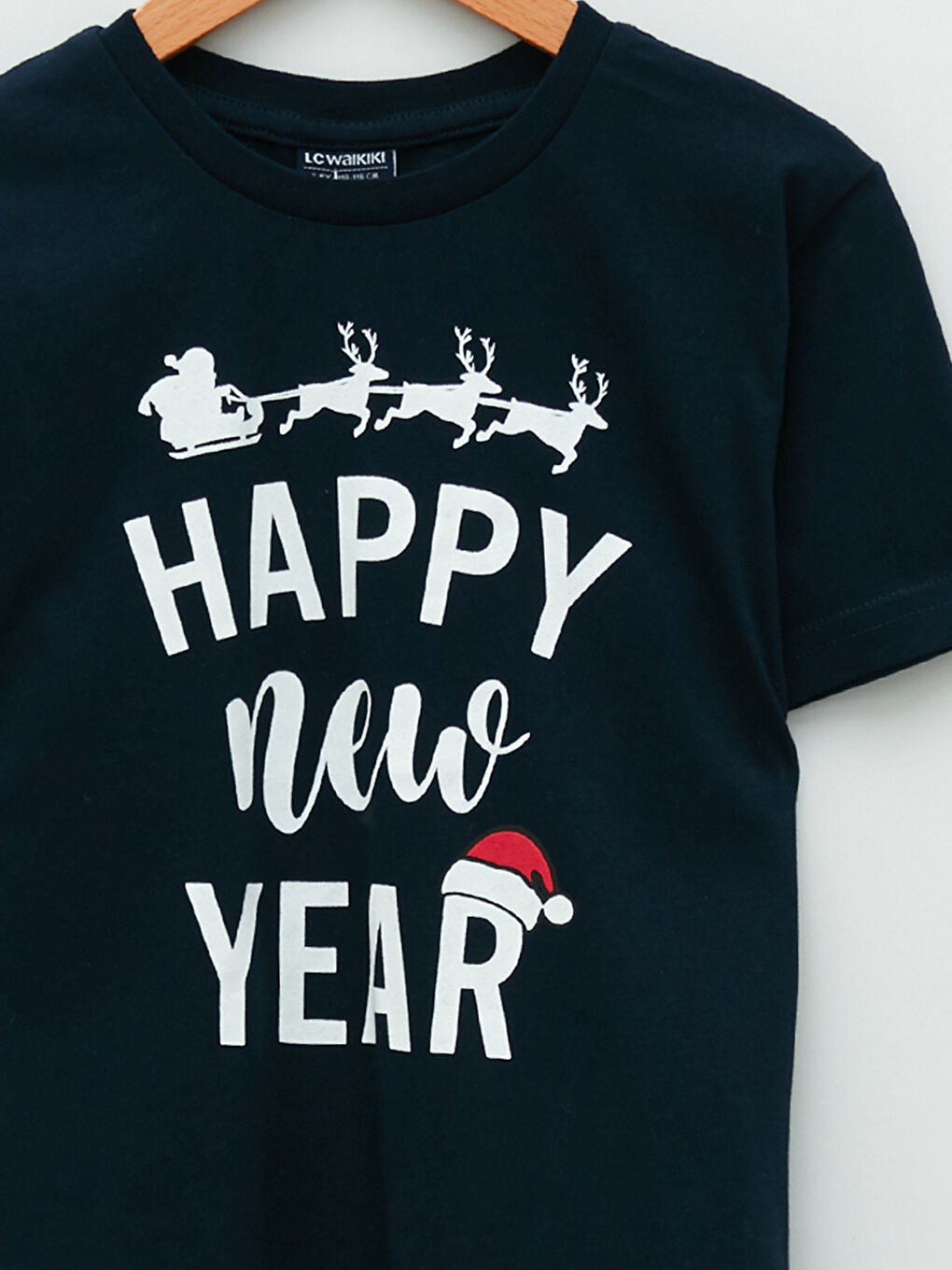 LCW Kids Rundhalsausschnitt Neujahrsmotiv Kurzarm Baumwolle Jungen T-Shirt -W1BK74Z4-E1J