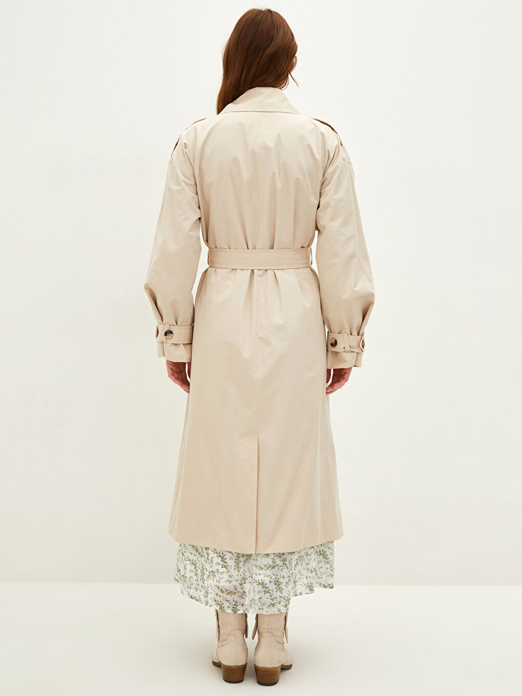 Bej Ceket Yaka Düz Uzun Kollu Beli Kemerli Kadın Trençkot-4