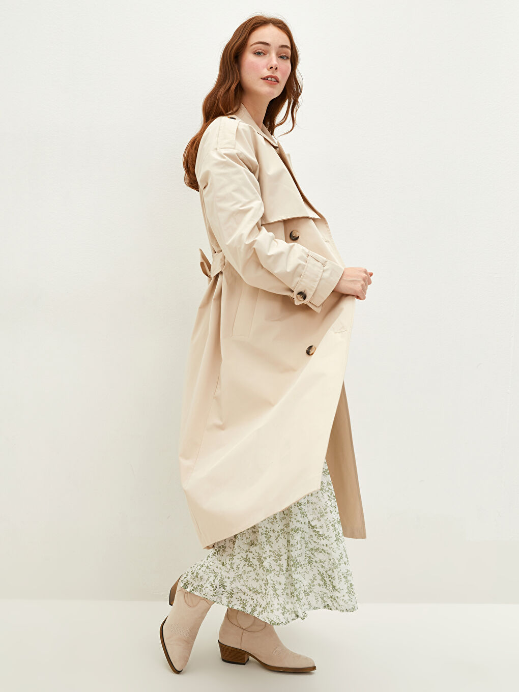 Bej Ceket Yaka Düz Uzun Kollu Beli Kemerli Kadın Trençkot-2