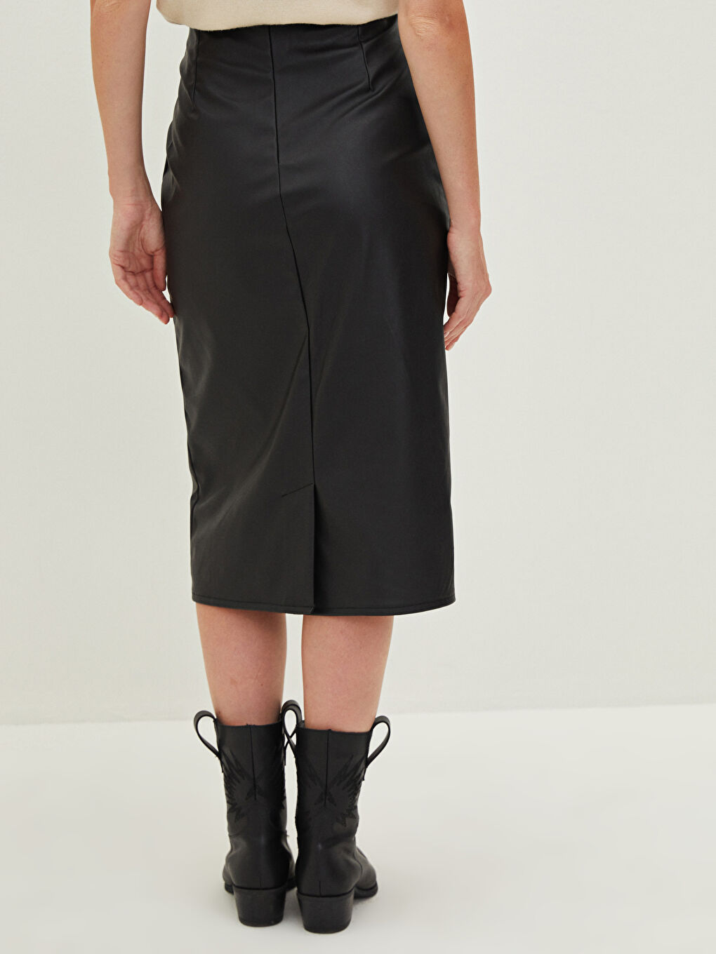 Юбка-карандаш Женская Приталенная с Завышенной Талией и Разрезом-3