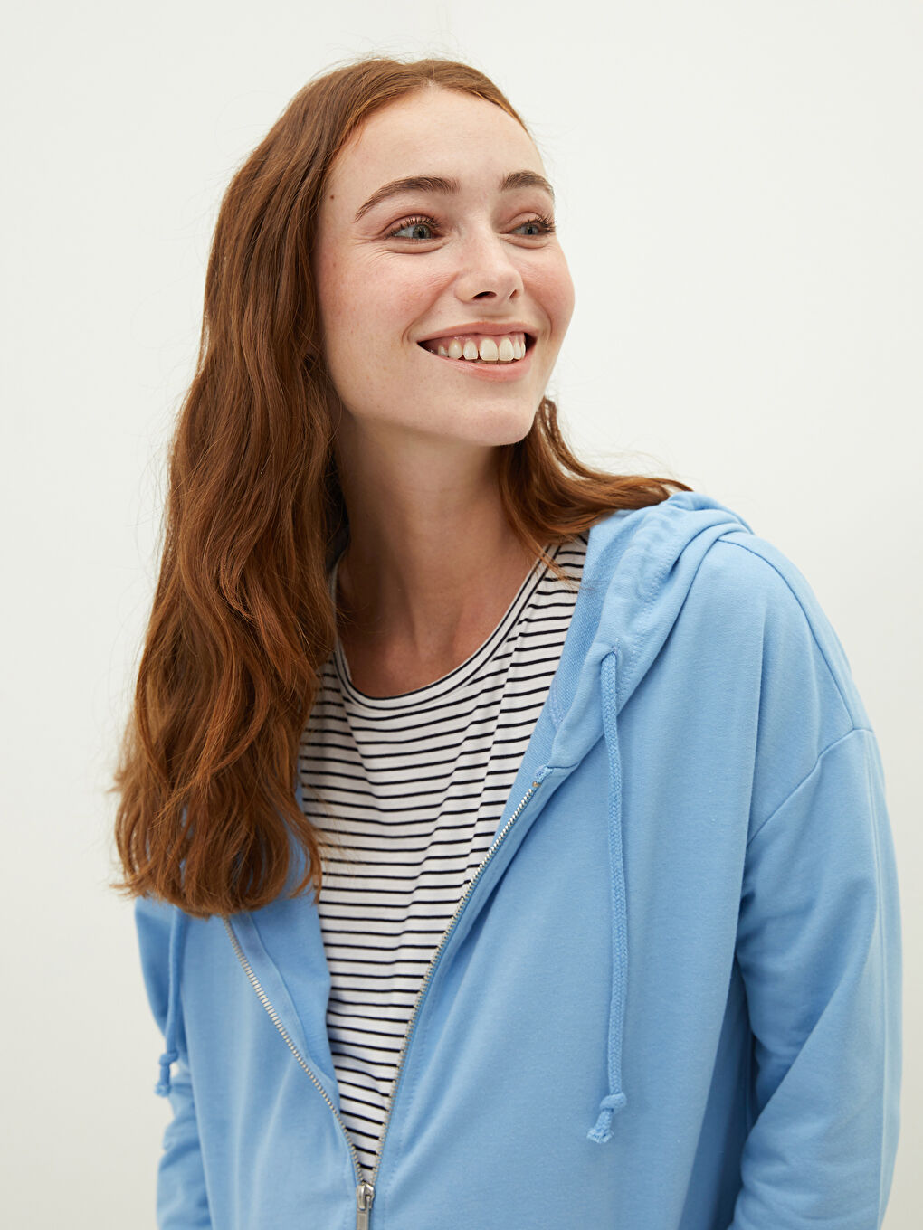 LCWAIKIKI Maternity Kapuzen-Strickjacke aus Baumwolle für Schwangere mit langen Ärmeln -W1BL10Z8-GFK