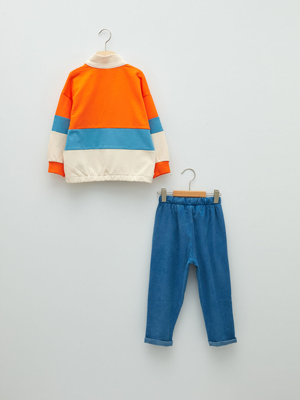 Bej Dik Yaka Uzun Kollu Baskılı Erkek Bebek Sweatshirt ve Pantolon 2'li Takım-1