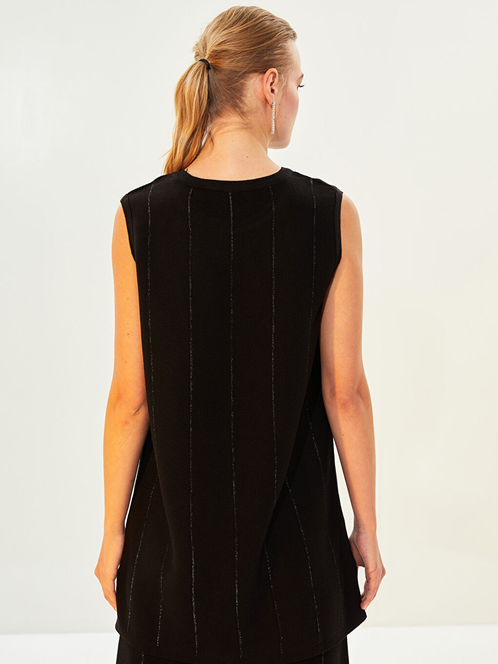 Siyah Kadın Bisiklet Yaka Çizgili Kolsuz Triko Tunik-4