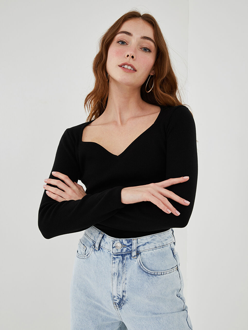 Siyah V Yaka Düz Uzun Kollu Kadın Kazak-3