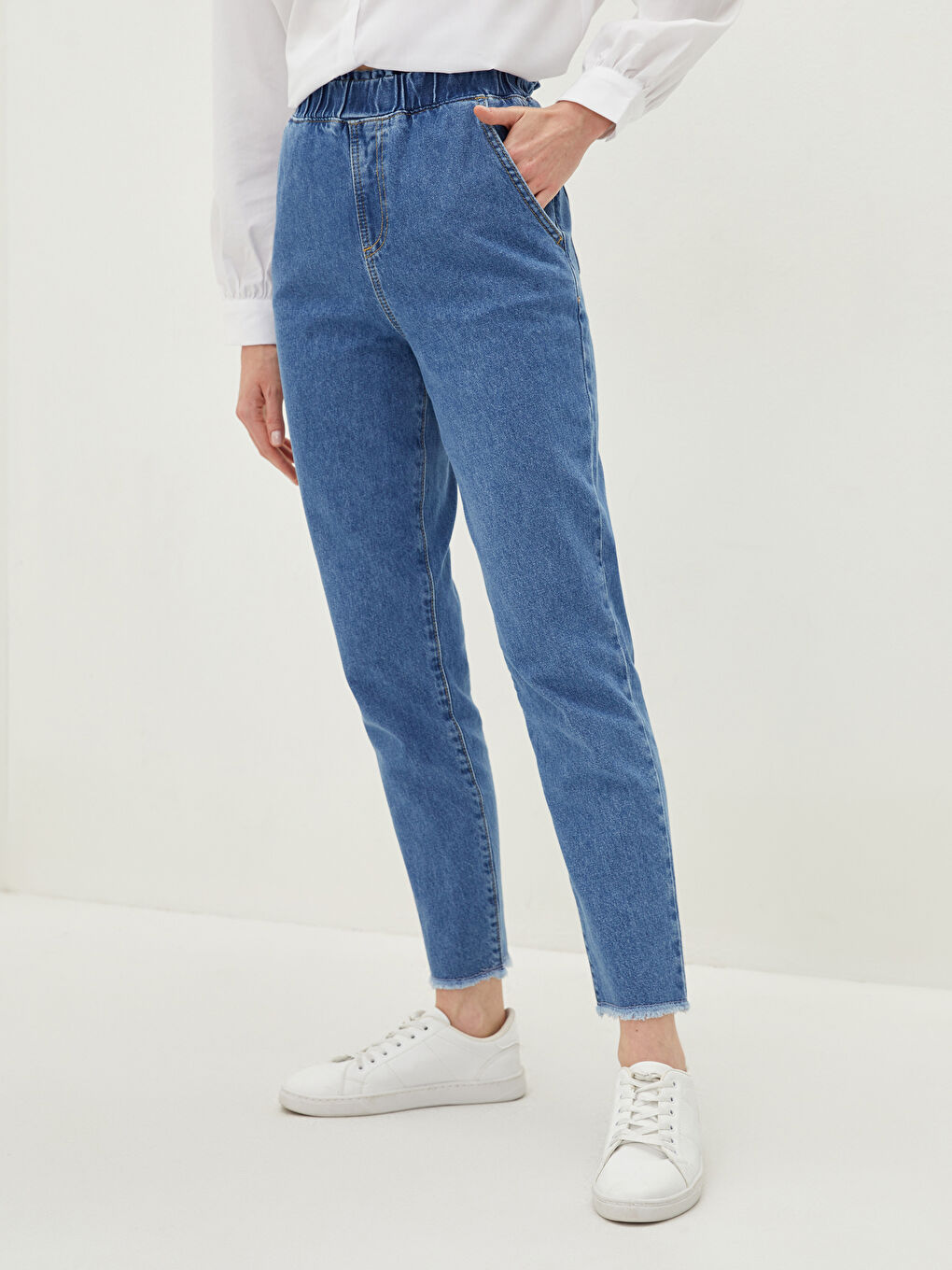 LCW Modest Elastic Waist Wide Fit Straight Pocket Detailed Women's Harem Jeans -W1BO76Z8-507