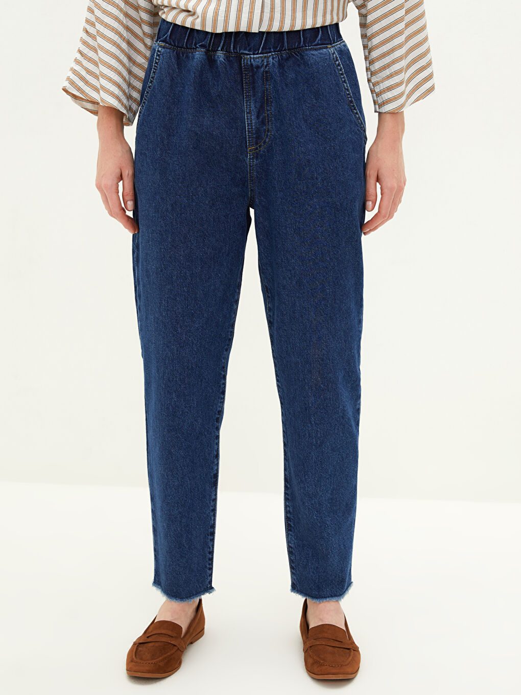 LCW Modest Elastic Waist Wide Fit Straight Pocket Detailed Women's Harem Jeans -W1BO76Z8-309