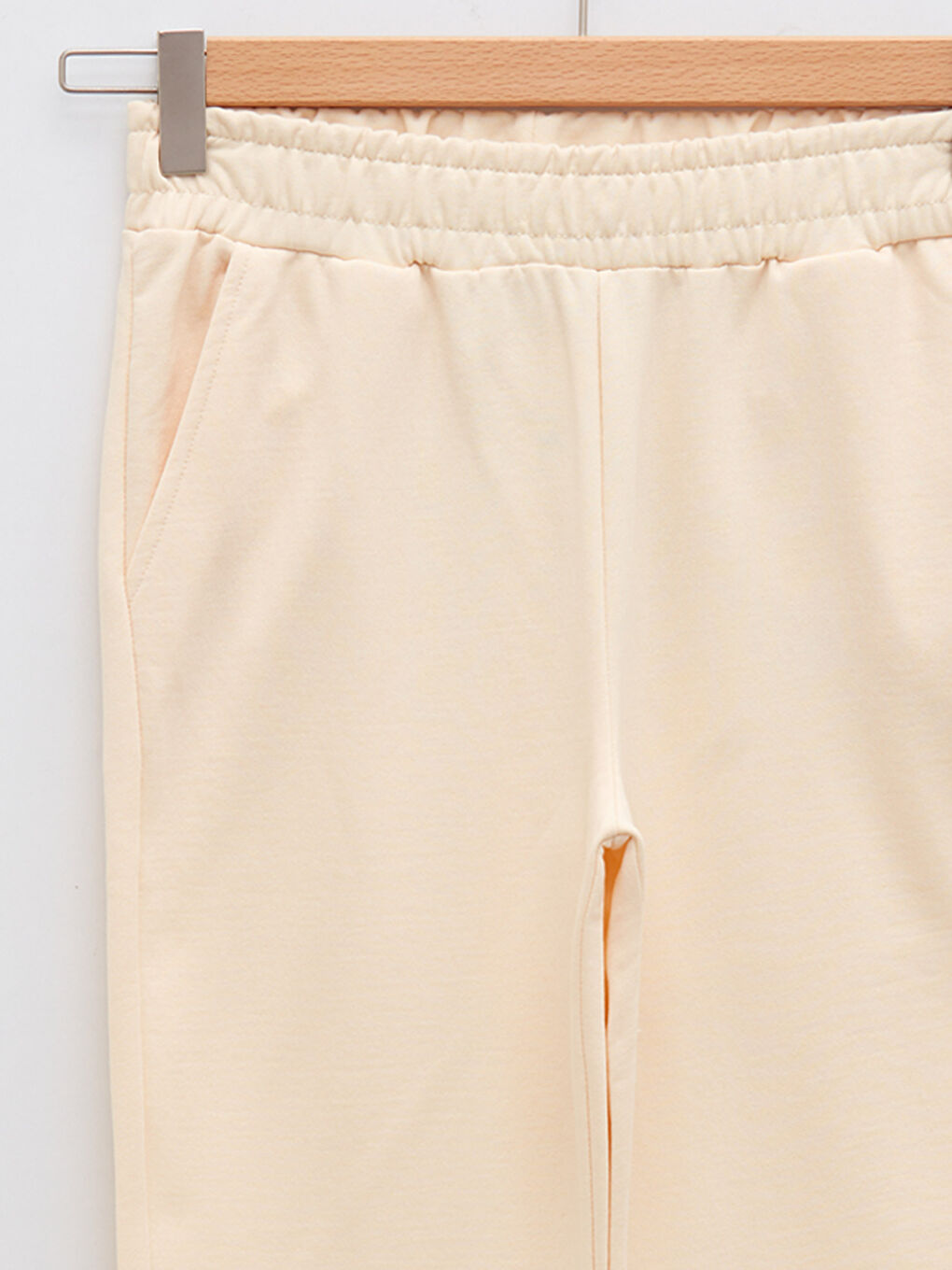 Bej Beli Lastikli Düz Cep Detaylı Kadın Jogger Eşofman Altı-6