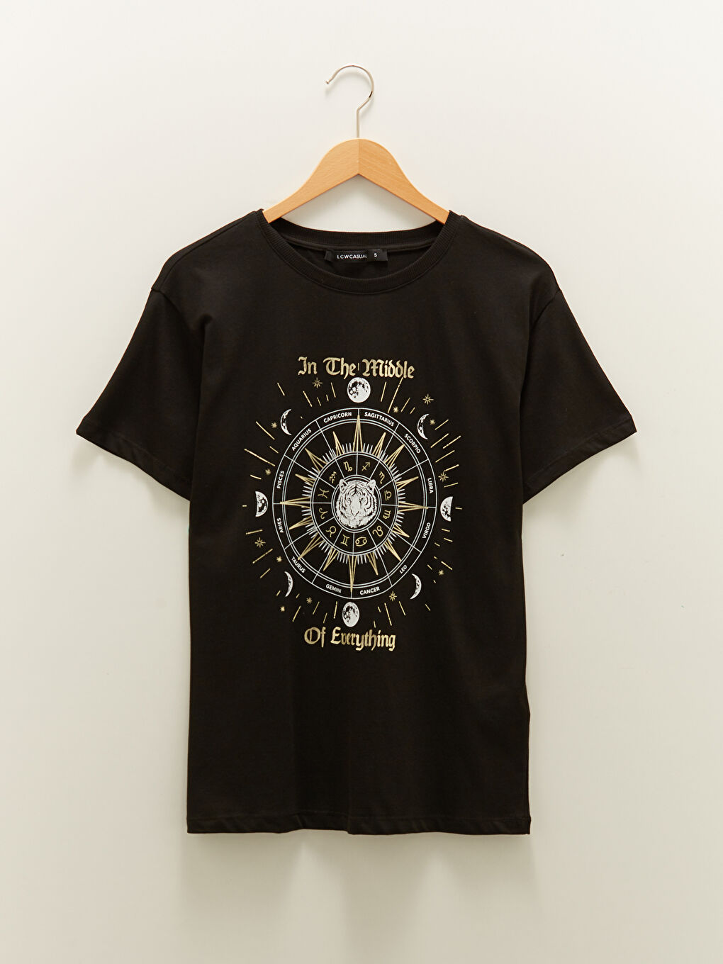 Siyah Bisiklet Yaka Baskılı Kısa Kollu Pamuklu Kadın Tişört