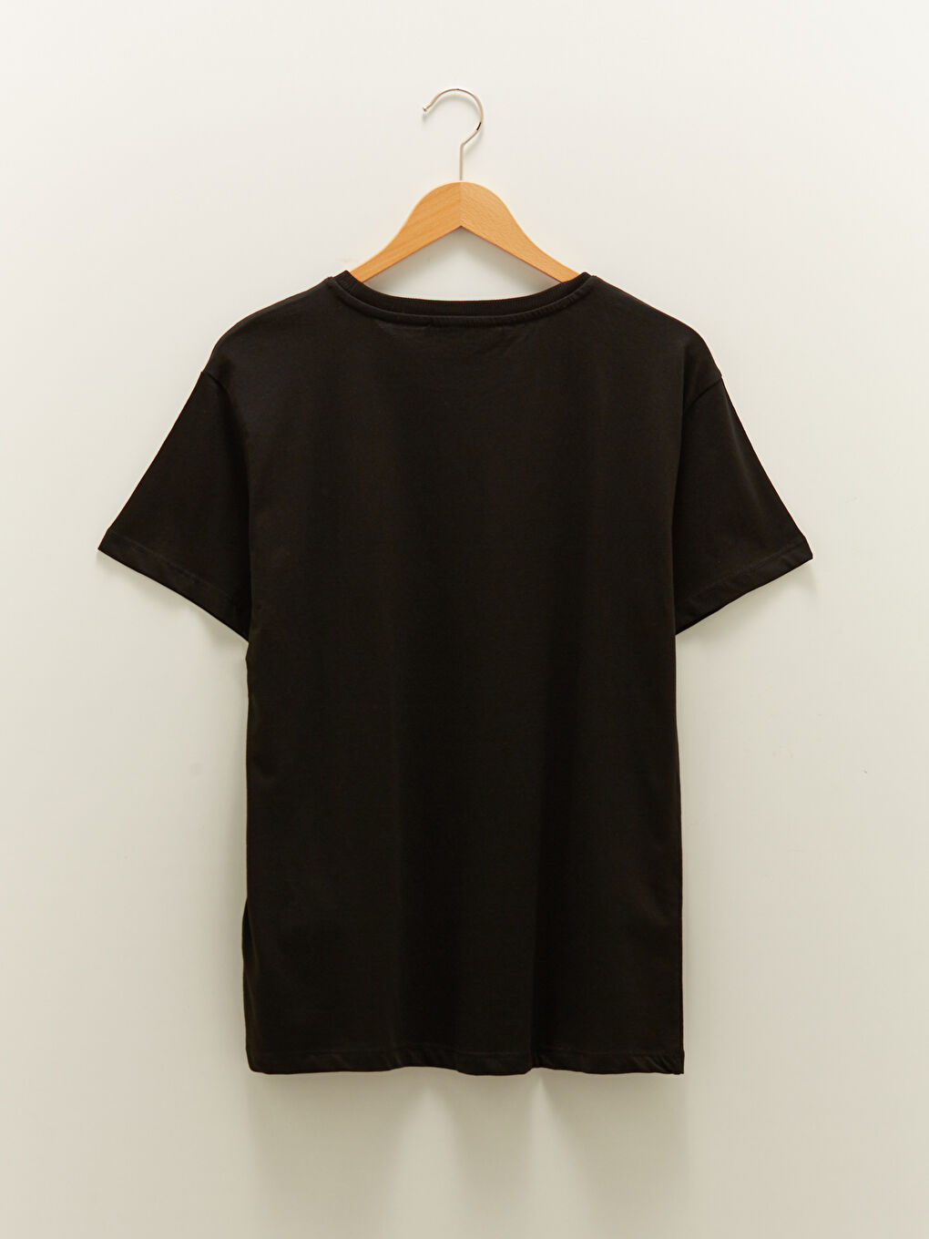 Siyah Bisiklet Yaka Baskılı Kısa Kollu Pamuklu Kadın Tişört-1