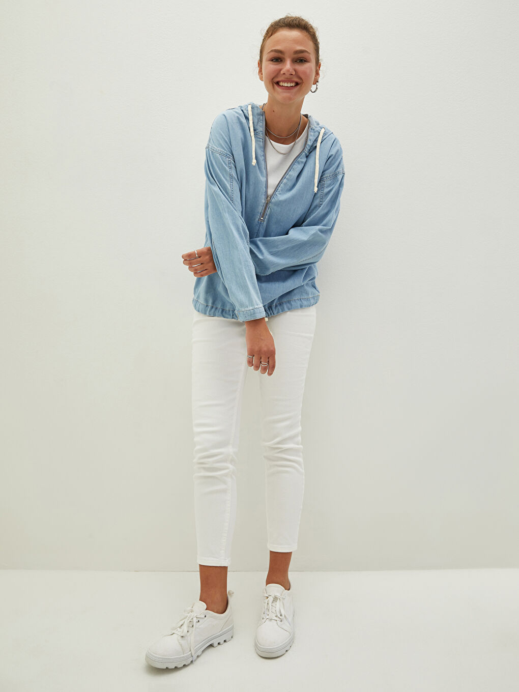 İndigo Kapüşon Yaka Düz Uzun Kollu Kadın Jean Ceket-2