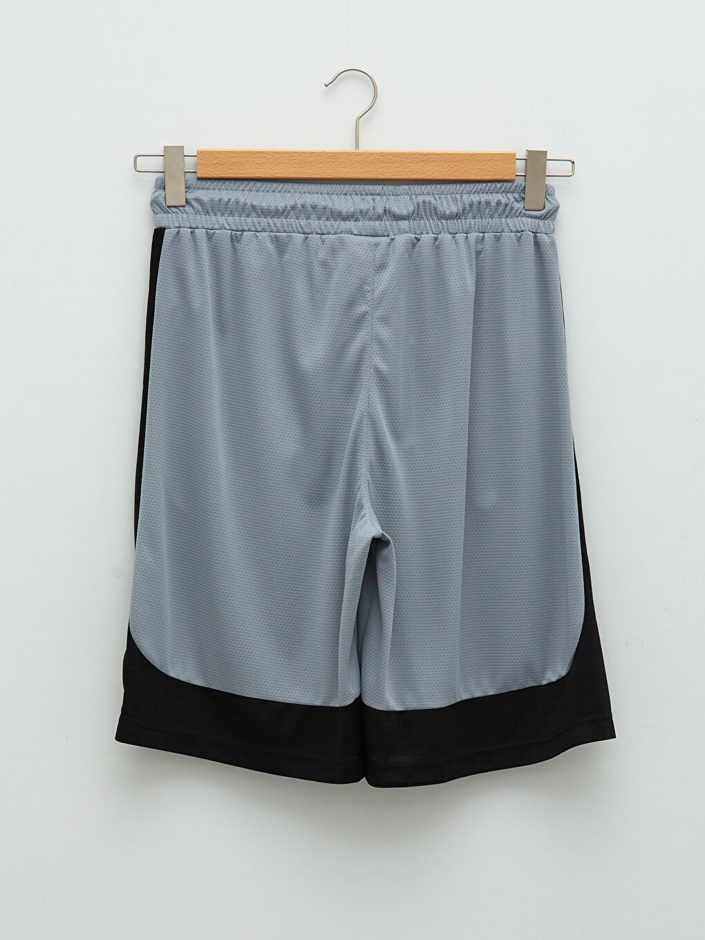 شورت رجالي بخصر مطاطي وقصة مريحة-8