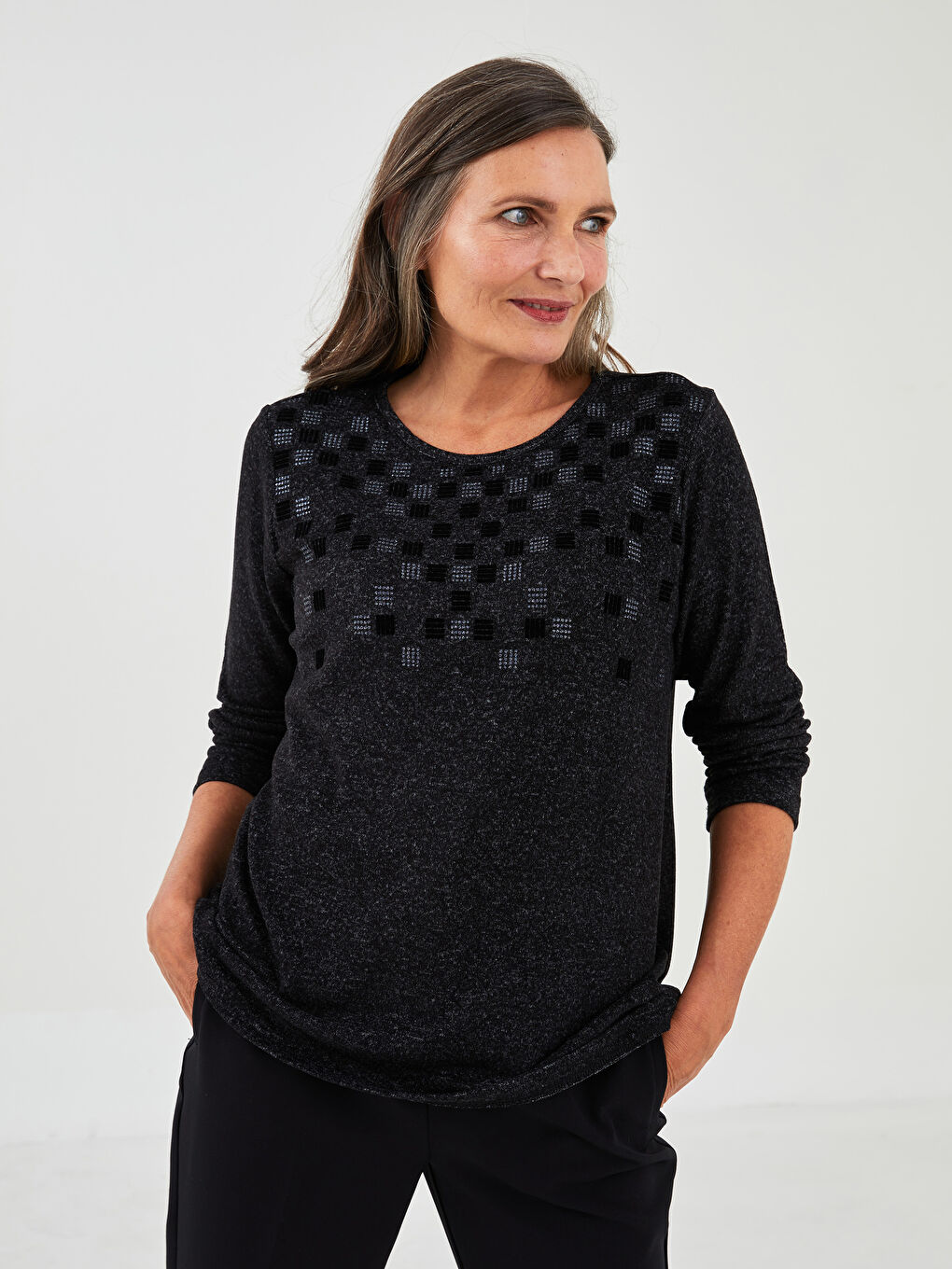 Crew Neck Embroidered Long Sleeve Women's T-Shirt