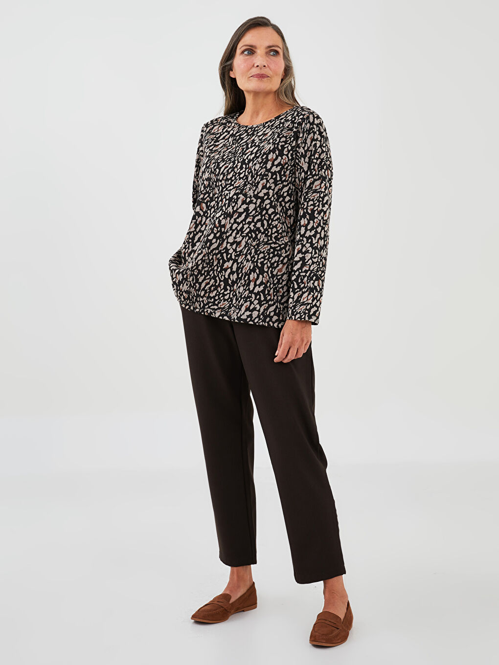 Siyah Bisiklet Yaka Desenli Uzun Kollu Kadın Kazak