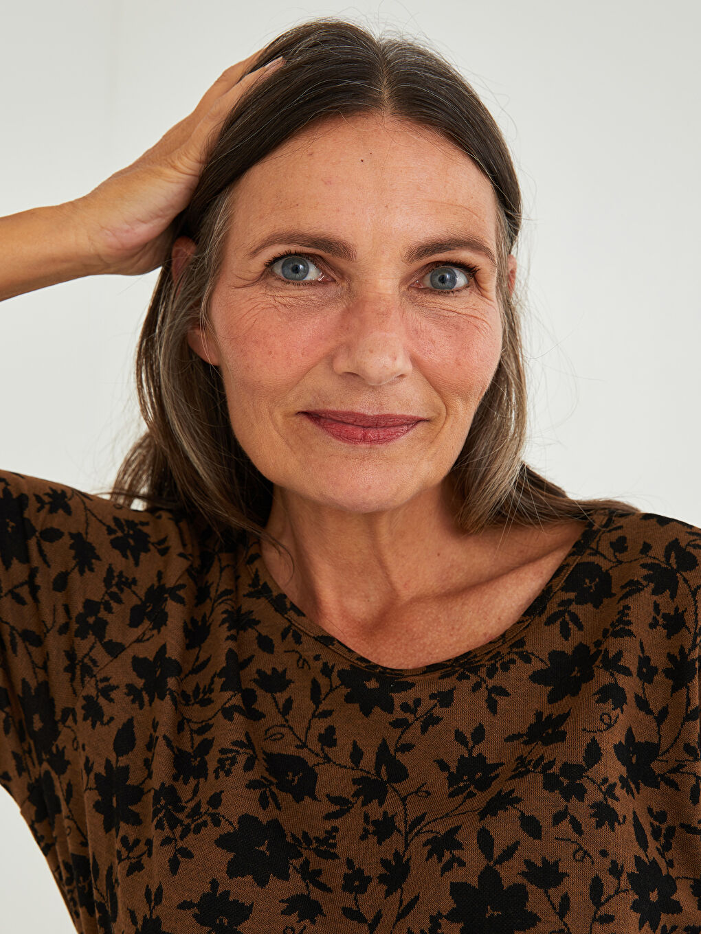 Crew Neck Patterned Long Sleeve Women's Jumper-1